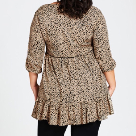 14/16W Avenue Leopard Stance Tunic (Sand/Black) - Picture 4 of 11